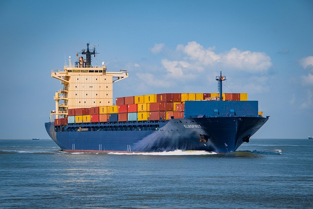 https://build.brownhill-group.com/wp-content/uploads/2025/07/container-ship-6631117_640.jpg